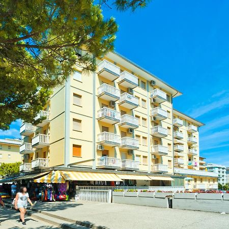 Ivana Belmare Apartaments Bibione Exterior photo