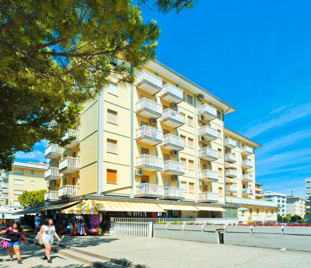 Ivana Belmare Apartaments Bibione Exterior photo